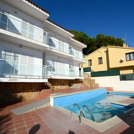 In Spain Near Sandy Apartment L'Estartit