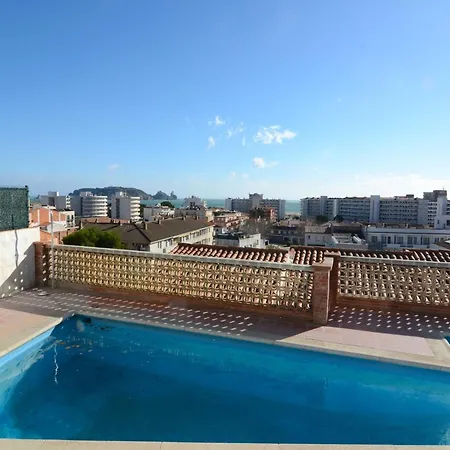 In Spain Near Sandy Apartment *